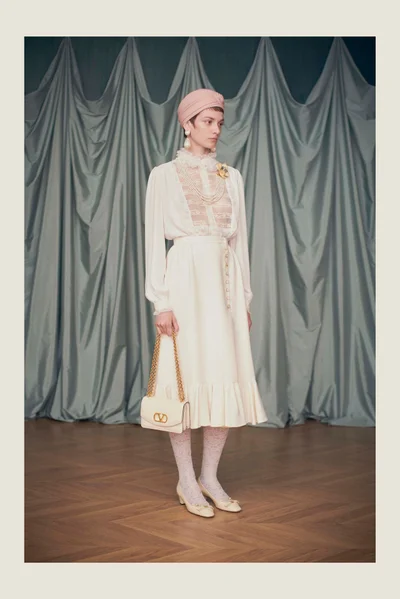 Look 28